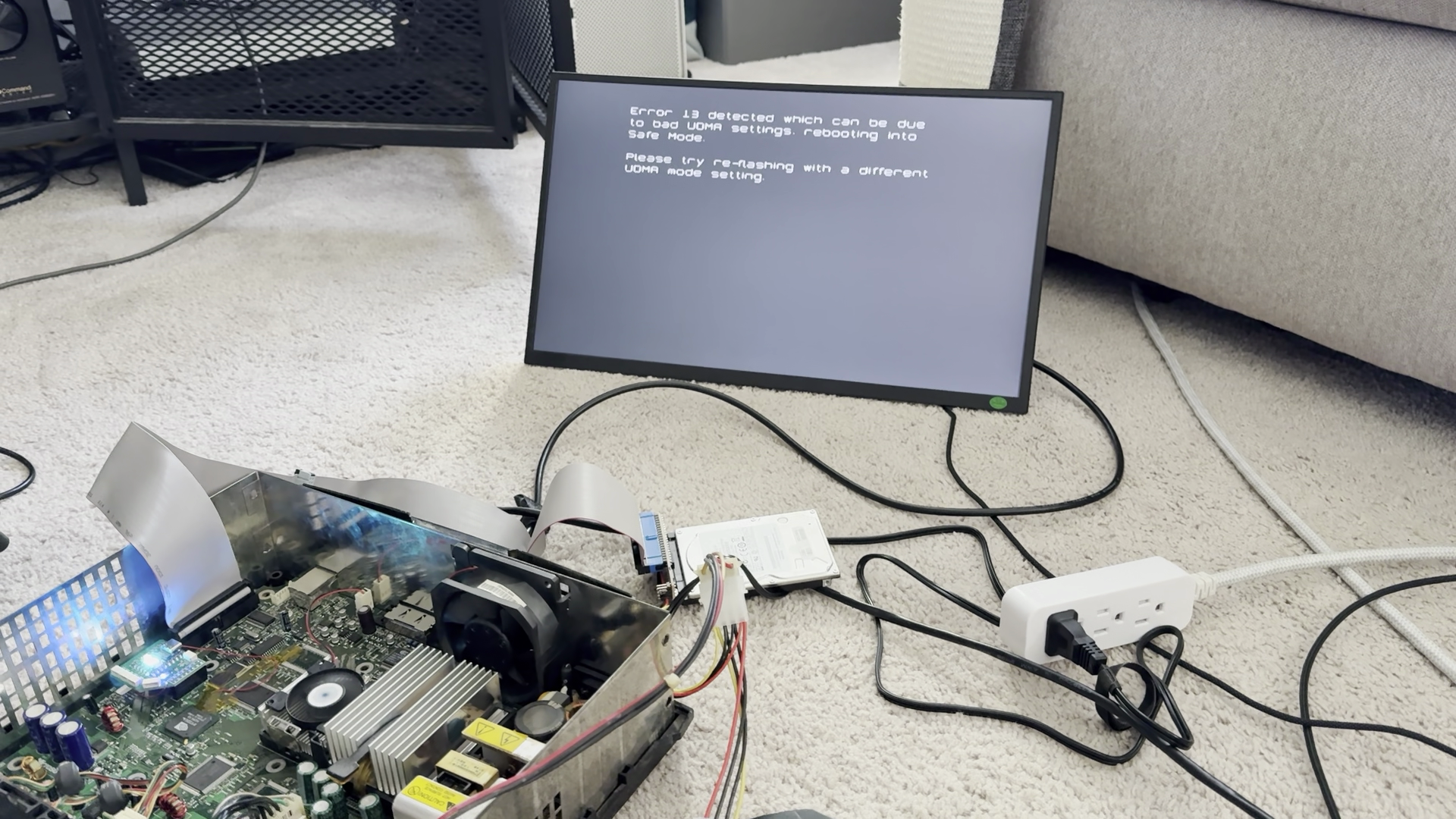 Xbox showing Cerbios boot error.