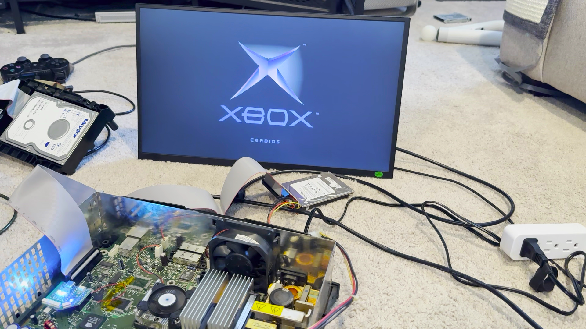 Xbox successfully booting Cerbios.